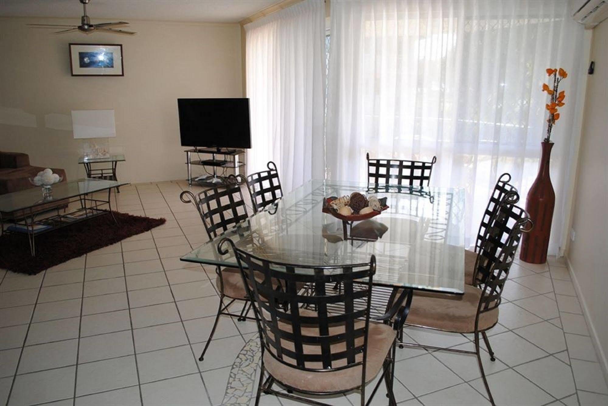 Surfside On The Beach Buddina Exterior foto