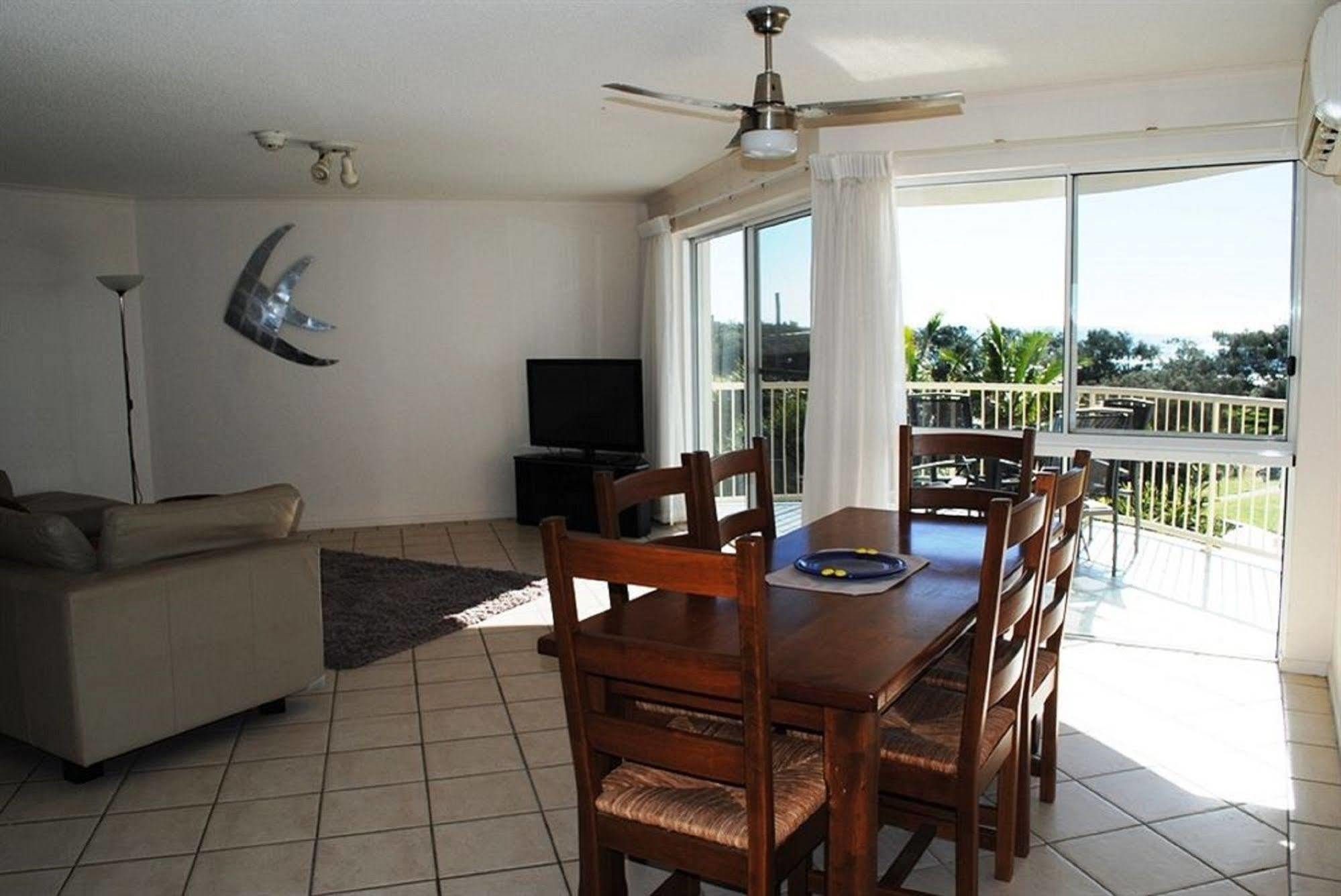 Surfside On The Beach Buddina Exterior foto
