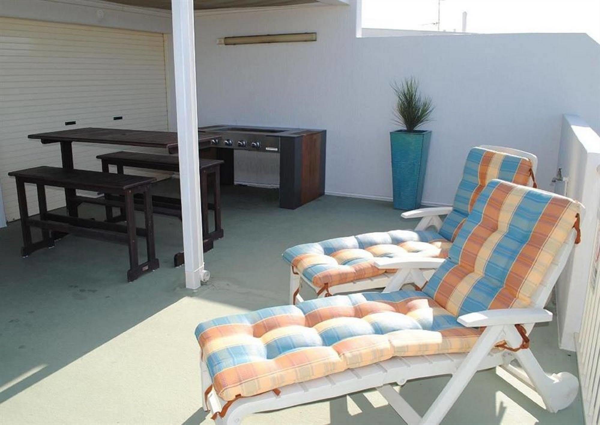 Surfside On The Beach Buddina Exterior foto